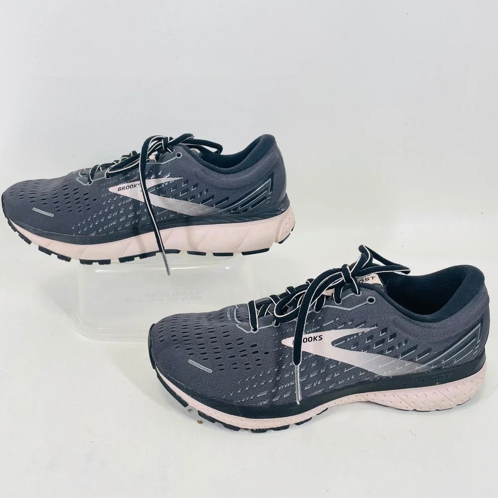Brooks Ghost 13 Womens 8.5 Wide D Grey Pink Running Shoes 1203381D062